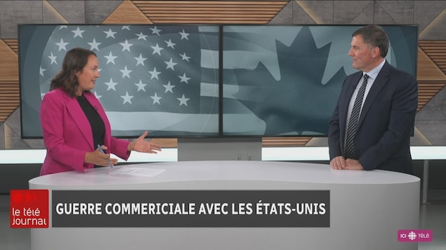Karine Godin et Dominic LeBlanc sur un plateau de télévision.