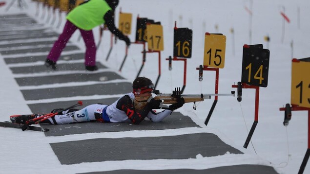 Xavier Gilbert lors de son épreuve de vitesse en biathlon