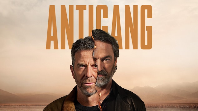 Devant un horizon désertique, les visages des opposants Jean-François Bégin et Denys Marchand se scindent et se superposent.
