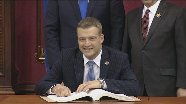 Luc Fortin, ministre délégué du Loisir et du Sport et ministre responsable de l'Estrie