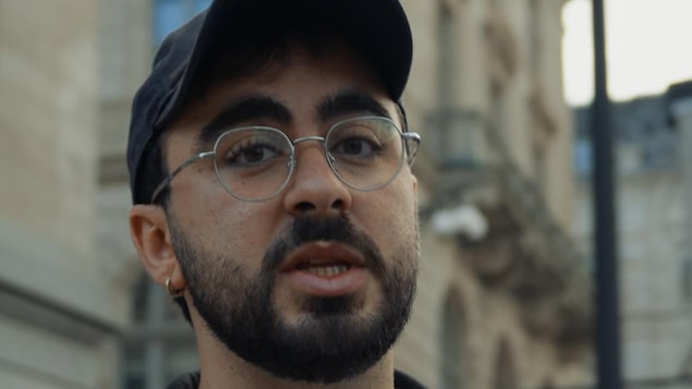 Le journaliste de Rad Gali Bonin.