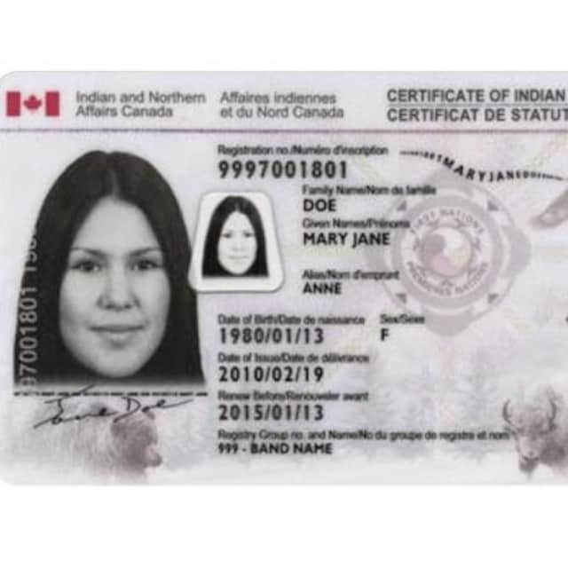 Une exemple de carte de statut d'Indien inscrit.