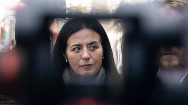 Soraya Martinez Ferrada vue d'un objectif.
