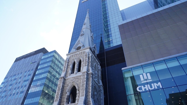 L'extérieur du Centre hospitalier de l’Université de Montréal.