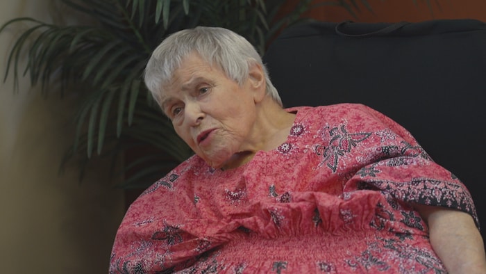 Suzanne Béliveau dans sa demeure, à la maison de santé Saint-Thomas.