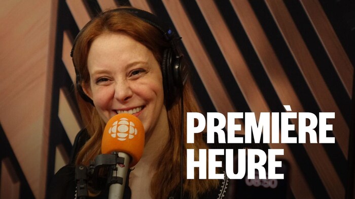 Frédérique Auger, au micro.