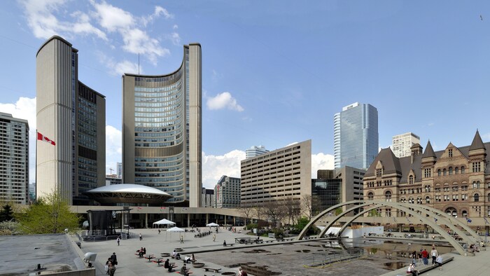 La place de la mairie à Toronto.