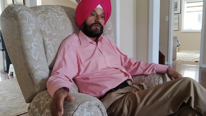 Former MP Gurbax Singh Malhi in conversation
PHOTO: RADIO-CANADA / Sarbmeet Singh