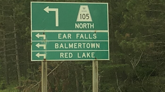 Un panneau de la 105 Nord.