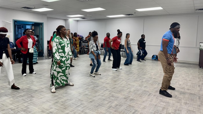 Les participants ont pris part à des ateliers de danse, de chant et d’arts visuels.