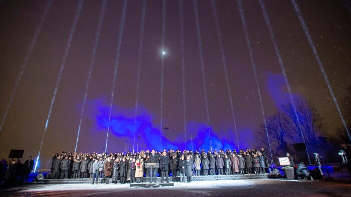 In what has become an annual tradition, 14 beams of light will illuminate Montreal's sky on Mount Royal to pay tribute to the women killed at École Polytechnique on Dec. 6, 1989. 