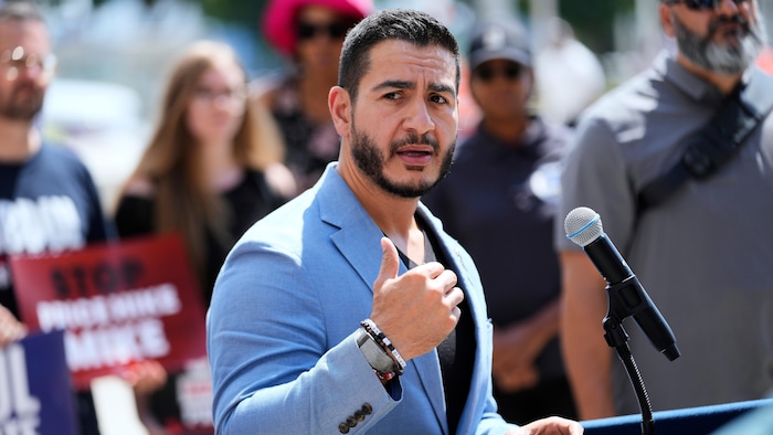 Abdul El-Sayed s'exprime lors d'une conférence de presse à Détroit, le mercredi 19 août 2026.