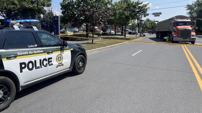 Un périmètre protégé par les policiers.