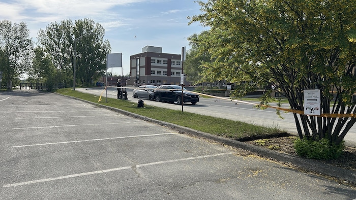 L'accès à une section de l'avenue du Lac est bloquée.