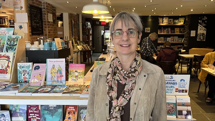 Chantal Savoie, propriétaire de la librairie-café Le Mot de Tasse.