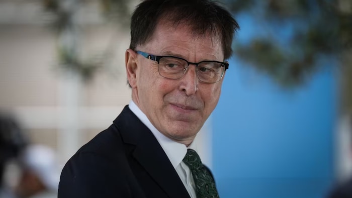 Le ministre de la Santé de la Colombie-Britannique, Adrian Dix.
