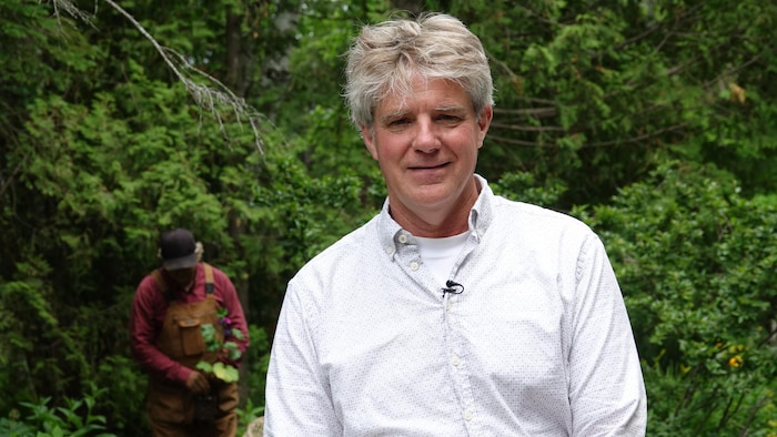 Alexander Reford dans les Jardins de Métis.
