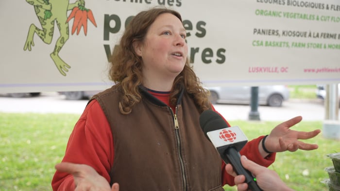 Alix Tabet en entrevue.