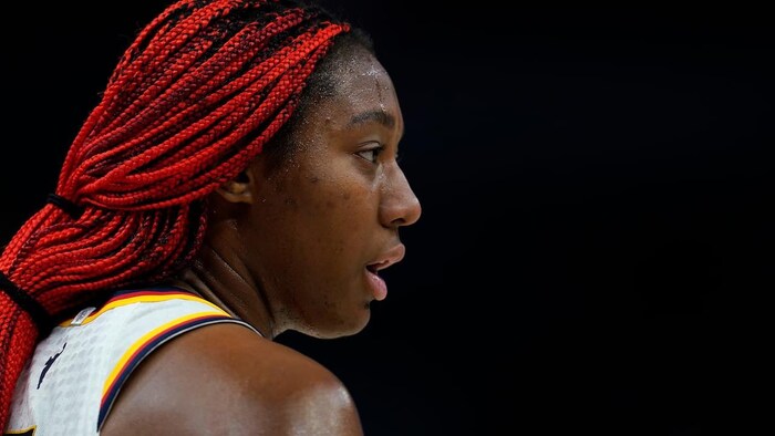 « Pas payées à leur juste valeur » : le salaire de Caitlin Clark sème l ...