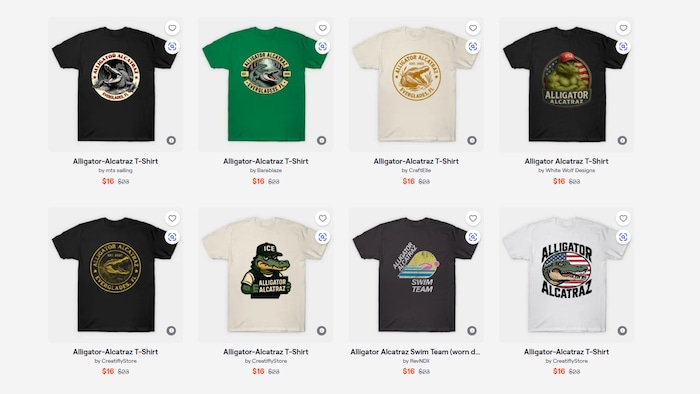 Des chandails en vente sur Internet.