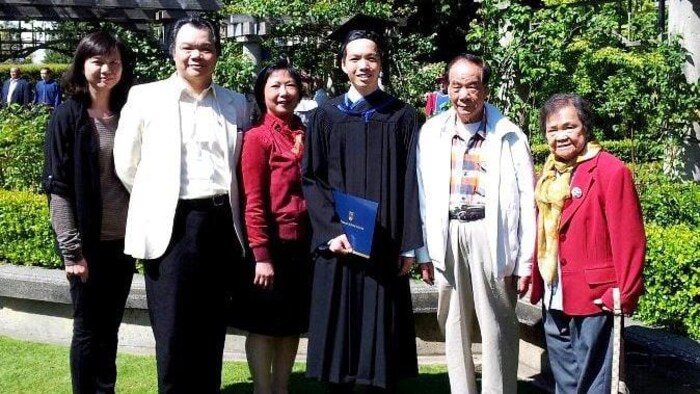 Alvin Ma, third from the right, poses with his family to mark his graduation from the University of British Columbia.