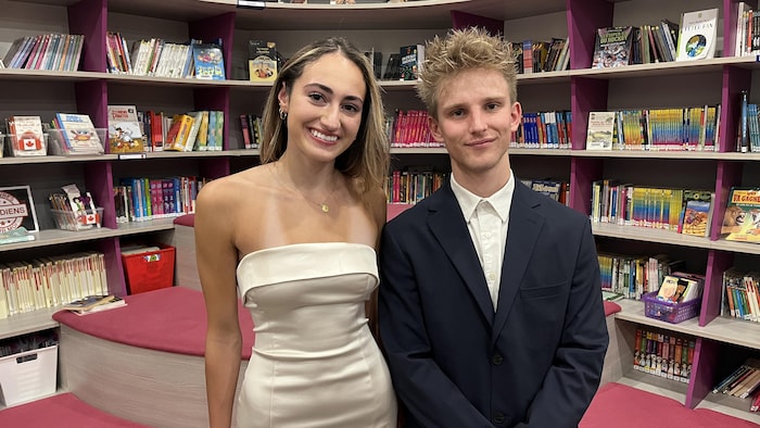 Anaïs Kouri et Ambroise Lafay posent pour la photo.