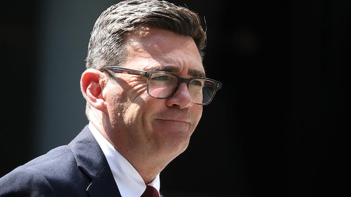 Andy Burnham arrive au Congrès.