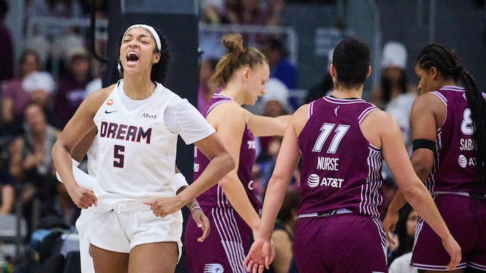 Angel Reese sur le terrain lors d'un match contre le Tempo de Toronto, le 17 juillet 2026.