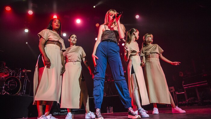 Angèle en concert le 16 juin 2019 aux Francos de Montréal.