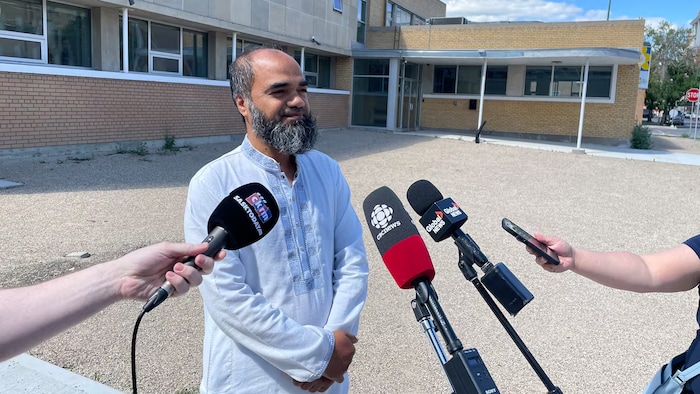 Anisur Rahaman, directeur de la mosquée Regina City Jamia Masjid, le 4 août 2026.