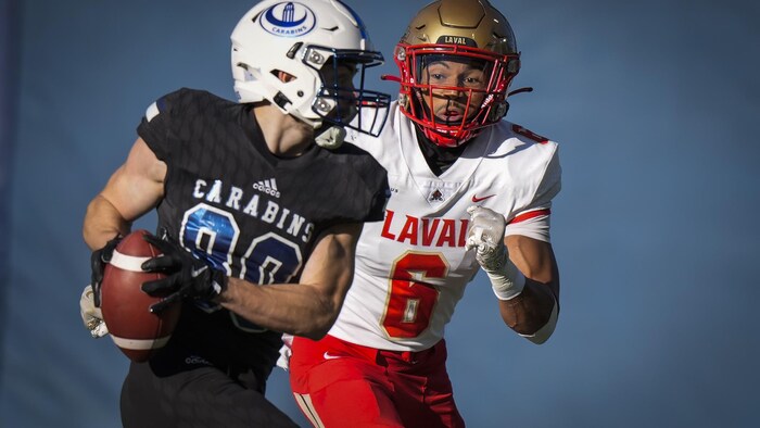 Il poursuit un joueur des Carabins pour le plaquer