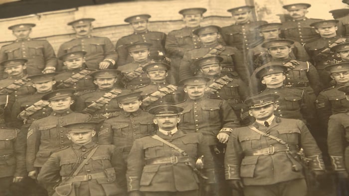 Une photo exposée au Musée de la Légion royale canadienne de Regina.