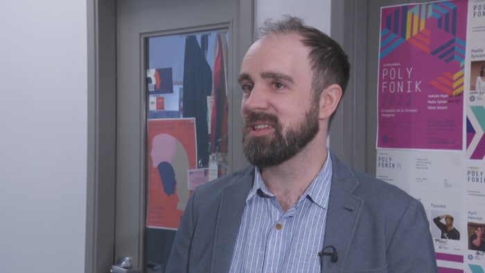 Raphaël Freynet en entrevue.