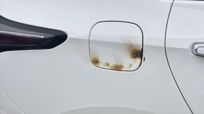 Un véhicule incendié