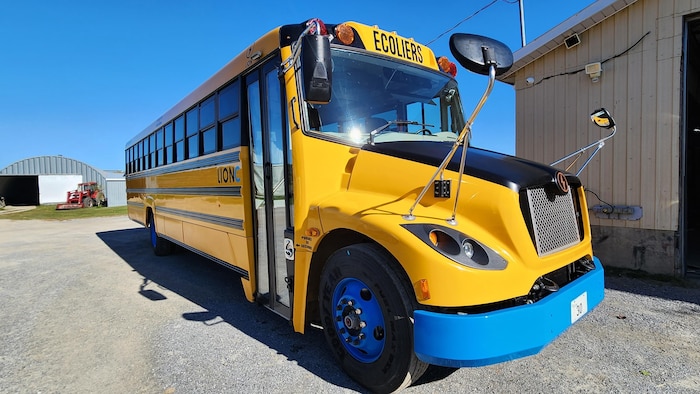 Un autobus scolaire électrique