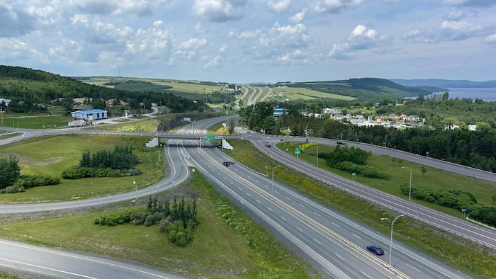 L'autoroute vue de haut.