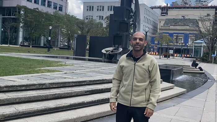 Francisco Briceño rêve de trouver une nouvelle profession qui lui permettra, une fois à la retraite, de retourner au Venezuela pour contribuer une fois de plus au renforcement de son économie.