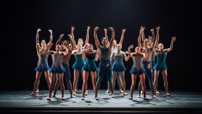 La troupe du Ballet royal de Winnipeg sur la scène du Festival des arts de Saint-Sauveur. 