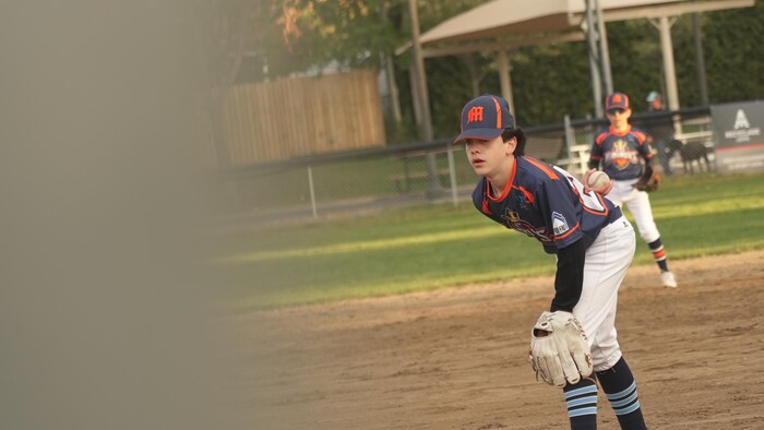 Un lanceur au baseball.