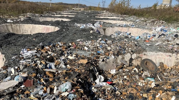 Des déchets.