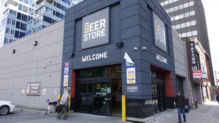 La succursale de la rue Rideau du Beer Store ferme ses portes.
