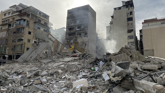 Un immeuble du centre de Beyrouth a été réduit en ruine par plusieurs frappes israéliennes.