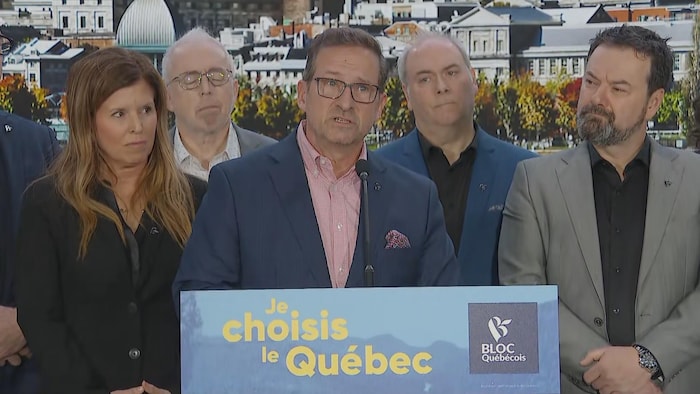 Yves-François Blanchet en conférence de presse.