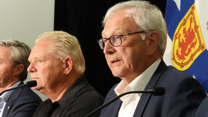 Blaine Higgs et Doug Ford.