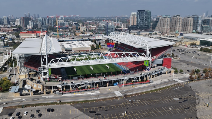 Le stade BMO de Toronto avant l’ajout des gradins temporaires.