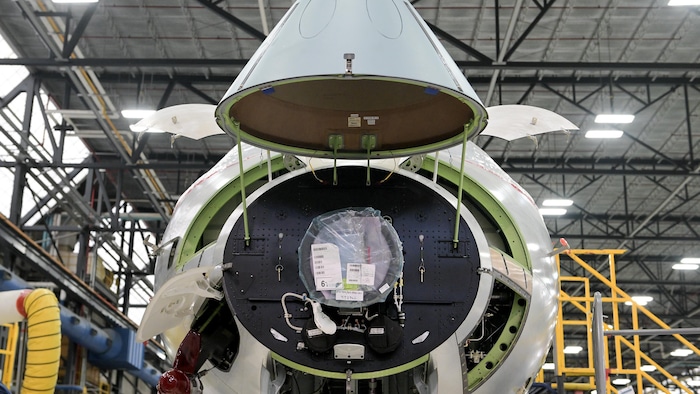  Un Challenger 650 en construction à l'usine de Bombardier à Montréal le 5 avril 2023.