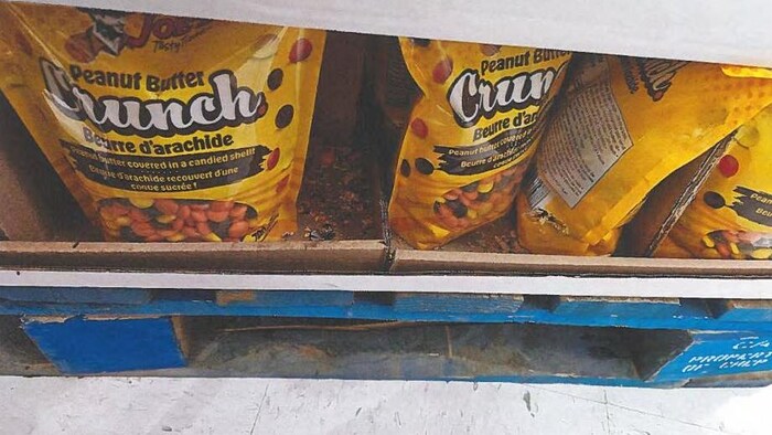 Des sacs de bonbons au beurre d'arachide.