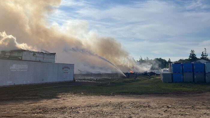 Un bâtiment en ruine.
