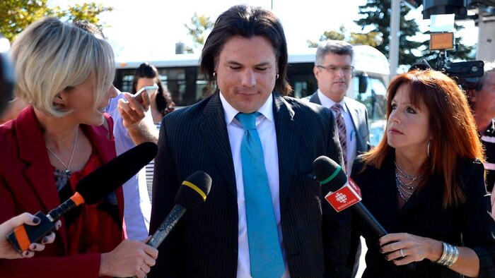 Sen. Patrick Brazeau has introduced Bill S-254, which would mandate health labels on all alcohol bottles.