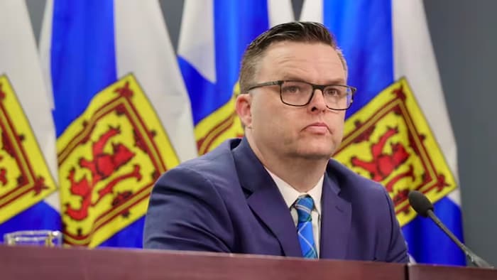 Le ministre lors d'une annonce.